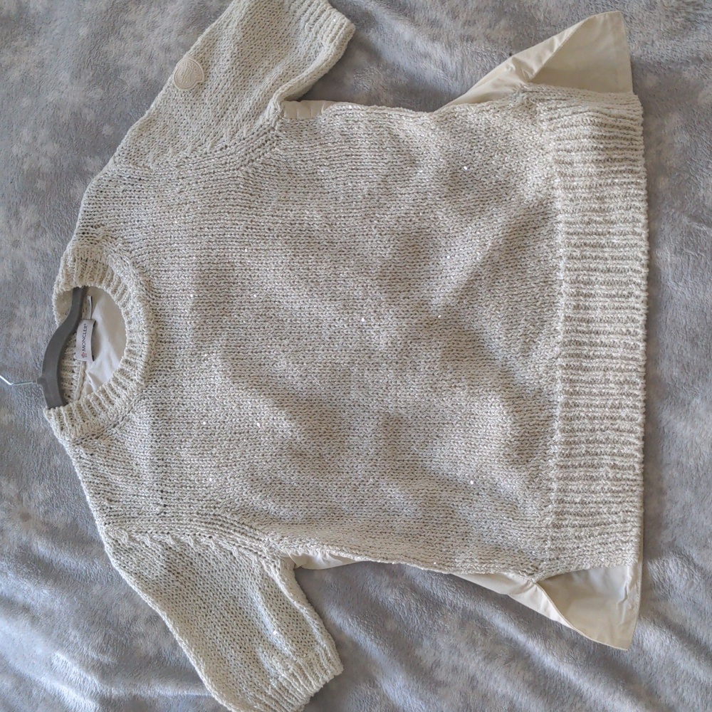 Moncler tight neck white sweater